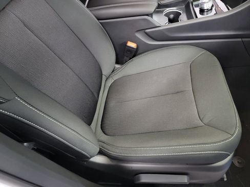 New 2025 Jeep Grand Cherokee L Laredo image 13