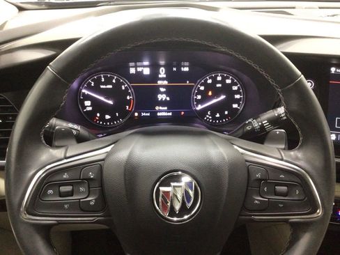 Used 2023 Buick Envision Avenir image 11