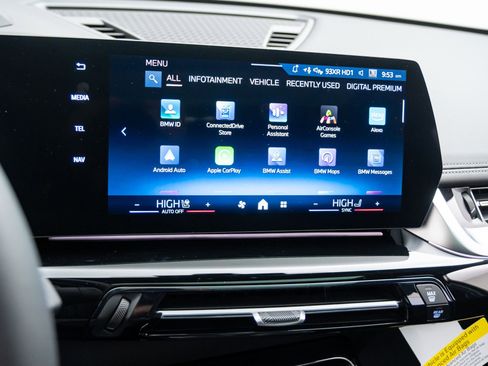 New 2026 BMW X1 xDrive28i w/ Technology Package image 28