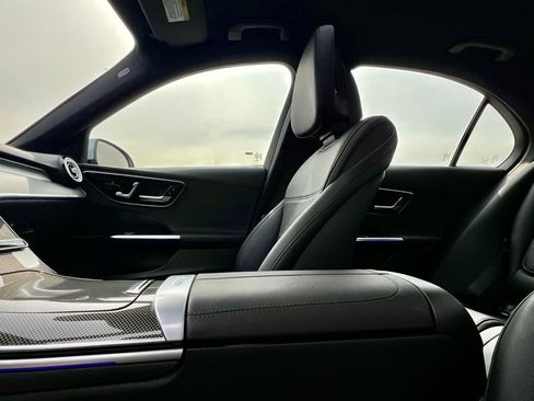 Certified 2023 Mercedes-Benz C 300 4MATIC Sedan image 34