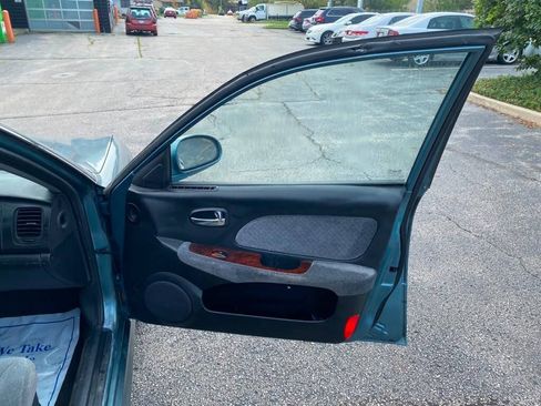 Used 2005 Hyundai Sonata GLS FWD image 11