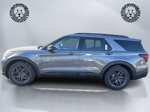 New 2026 Ford Explorer ST w/ Sun And Sound Package image 8