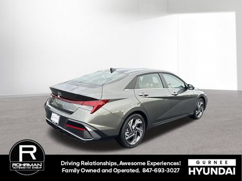 New 2026 Hyundai Elantra Limited FWD image 10