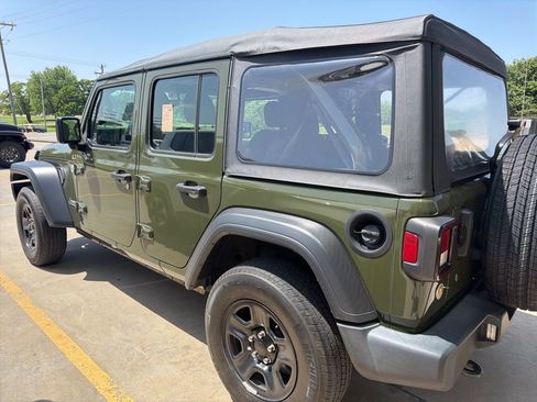 Used 2021 Jeep Wrangler Unlimited Sport AWD/4WD image 4