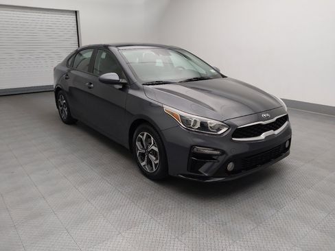Used 2021 Kia Forte LXS FWD image 13