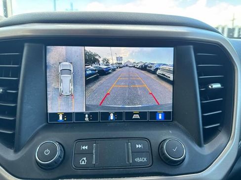 Used 2021 GMC Acadia Denali w/ Denali Technology Package image 32