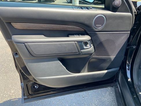 Used 2019 Land Rover Discovery HSE Luxury image 13