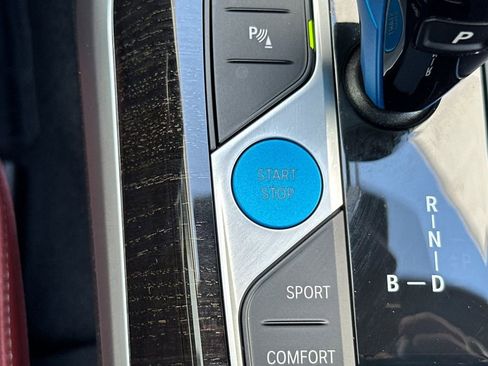 Used 2023 BMW i4 eDrive35 RWD image 25