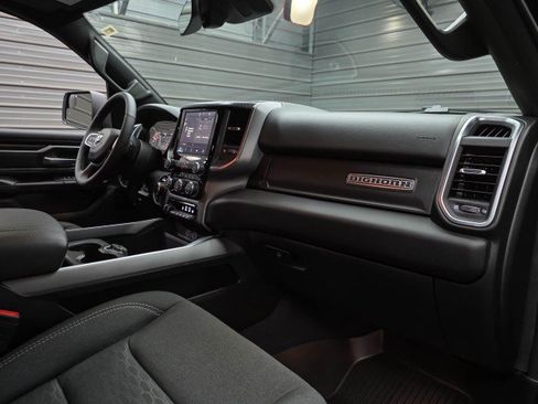 Used 2025 RAM 1500 Big Horn AWD/4WD image 14