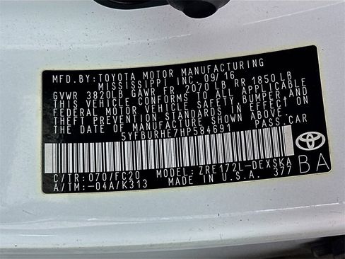 Used 2017 Toyota Corolla SE image 35