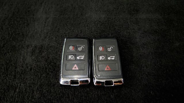 Used 2023 Land Rover Defender 130 First Edition AWD/4WD image 95