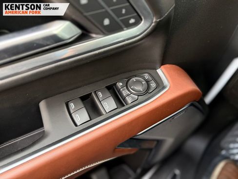 Used 2025 GMC Sierra 3500 Denali Ultimate image 23