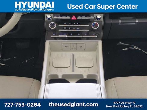 Used 2024 Hyundai Santa Fe SE FWD image 22