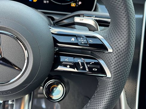 Used 2025 Mercedes-Benz C 43 AMG 4MATIC Sedan image 28