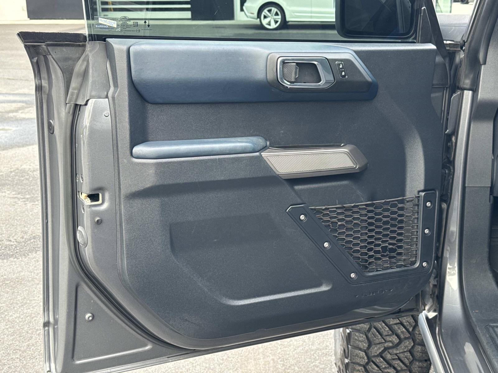 Used 2023 Ford Bronco Outer Banks AWD/4WD image 17