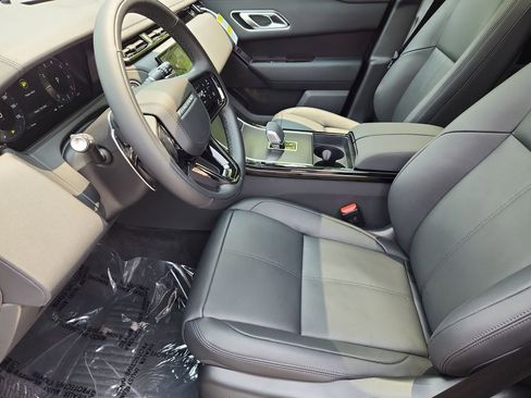 Used 2026 Land Rover Range Rover Velar Dynamic SE AWD/4WD image 23