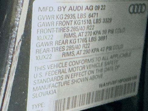 Used 2023 Audi Q8 Prestige w/ Prestige Package image 24