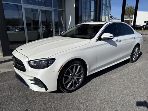 Used 2022 Mercedes-Benz E 450 4MATIC Sedan image 1