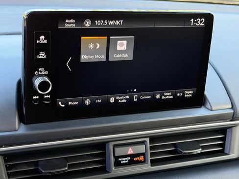 Used 2025 Honda Pilot EX-L image 36