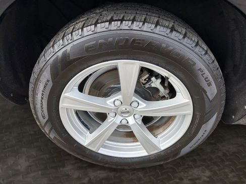 Used 2019 Volvo XC90 T5 Momentum image 42