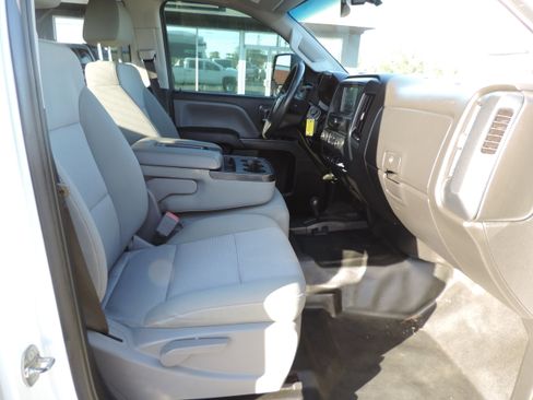 Used 2018 GMC Sierra 3500 4x4 Crew Cab w/ Sierra Convenience Package image 15