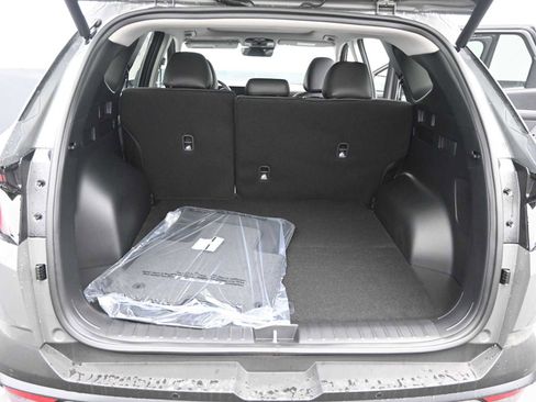 New 2026 Hyundai Tucson Limited image 13