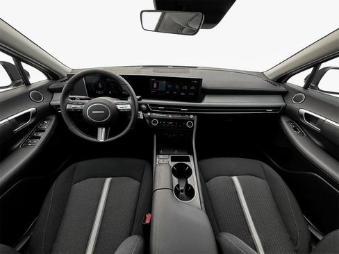 New 2025 Hyundai Sonata SEL FWD image 13