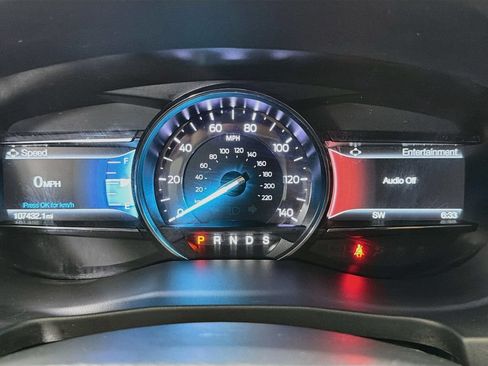 Used 2018 Ford Explorer XLT w/ Equipment Group 201A FWD image 16