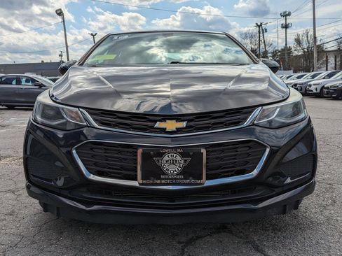 Used 2016 Chevrolet Cruze LT FWD image 4