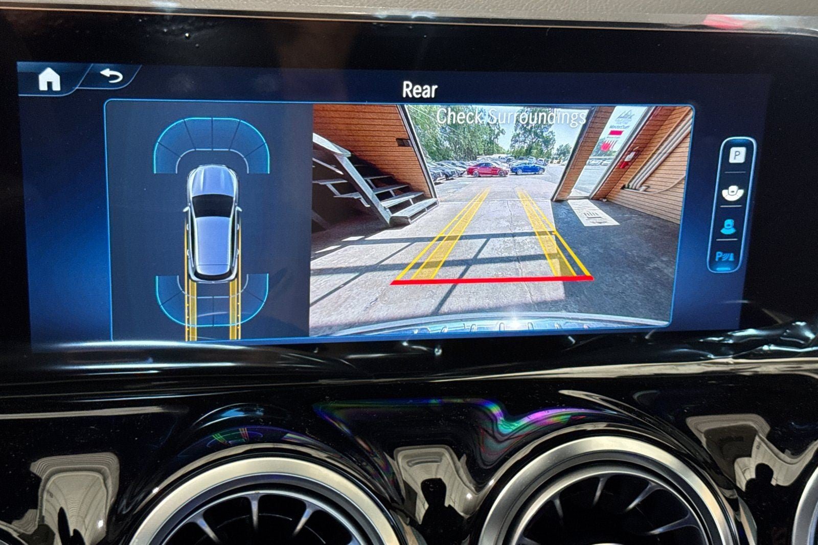 Used 2025 Mercedes-Benz GLA 250 image 26