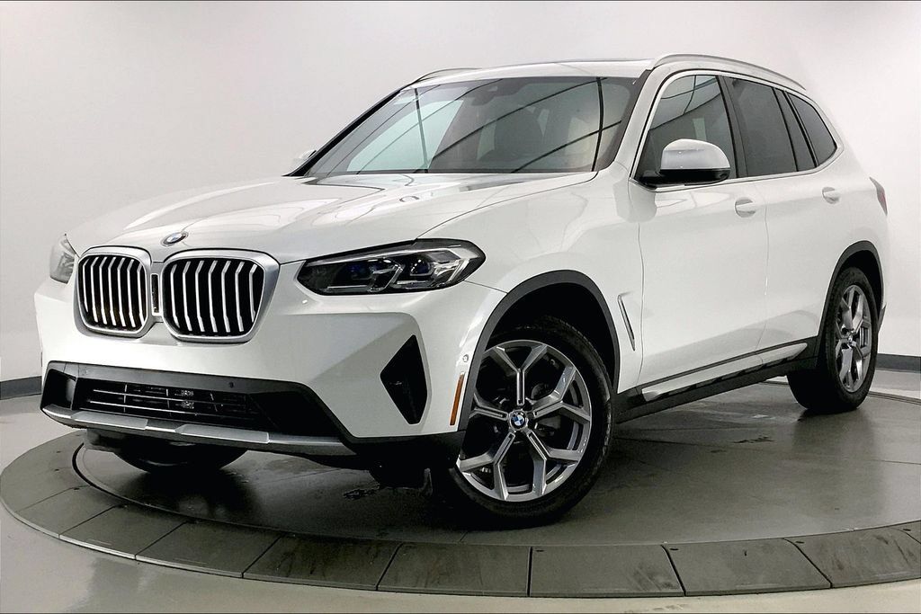 Certified 2024 BMW X3 xDrive30i w/ Premium Package AWD/4WD image 11