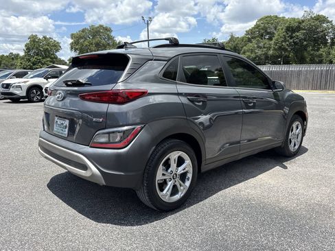 Used 2023 Hyundai Kona SEL AWD/4WD image 5
