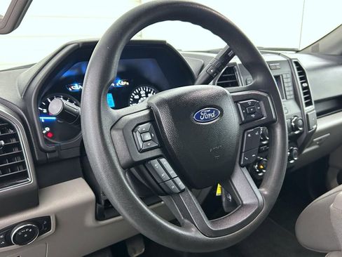 Used 2018 Ford F150 XLT AWD/4WD image 11