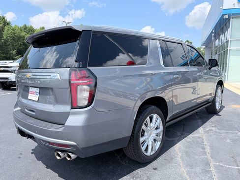 Used 2021 Chevrolet Suburban High Country AWD/4WD image 6