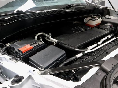 Used 2025 Chevrolet Silverado 1500 W/T image 16