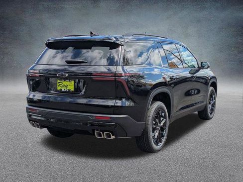 New 2026 Chevrolet Traverse LT w/ Midnight/Sport Edition AWD/4WD image 4
