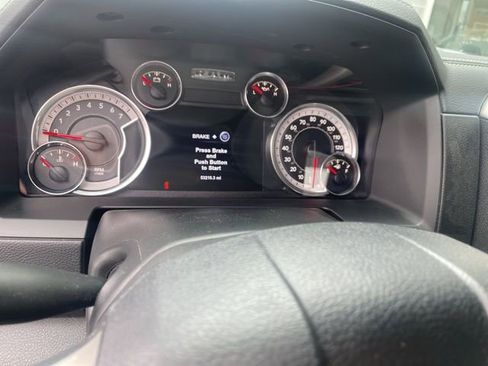 Used 2017 RAM 1500 Laramie w/ Convenience Group image 14