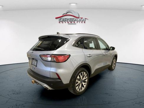 Used 2022 Ford Escape Titanium w/ Class II Trailer Tow Package AWD/4WD image 18