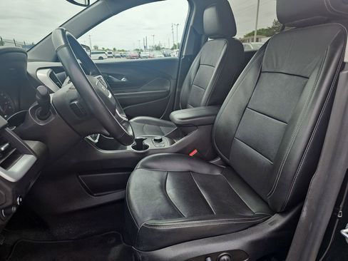 Used 2023 GMC Terrain SLT AWD/4WD image 15