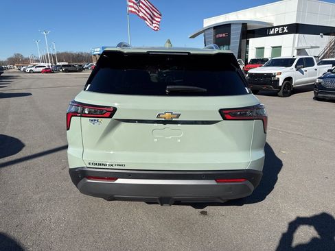 Used 2025 Chevrolet Equinox LT w/ Convenience Package II image 4