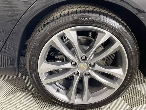 Used 2024 Chevrolet Malibu LT image 8