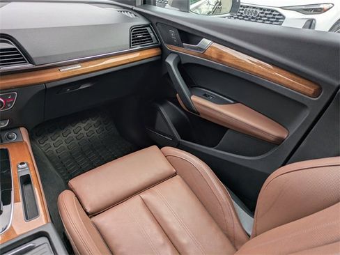 Used 2021 Audi Q5 2.0T Premium Plus image 17