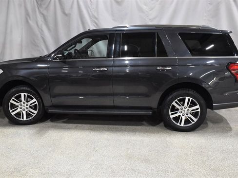 Used 2024 Ford Expedition Limited image 5