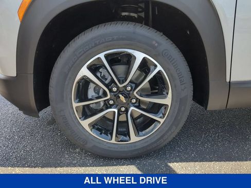 New 2026 Chevrolet TrailBlazer LT w/ LT Cold Weather Package AWD/4WD image 23