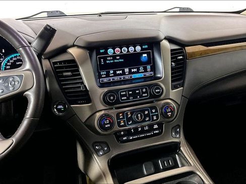 Used 2017 GMC Yukon Denali w/ Open Road Package AWD/4WD image 5