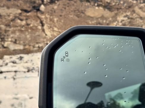 Used 2020 Ford F150 Lariat image 29