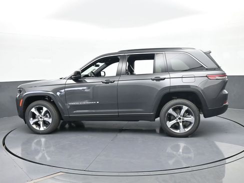 New 2026 Jeep Grand Cherokee Limited AWD/4WD image 3