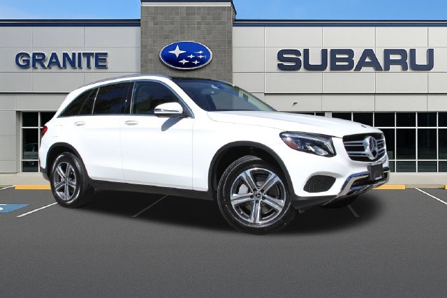 Used 2019 Mercedes-Benz GLC 300 4MATIC image 3