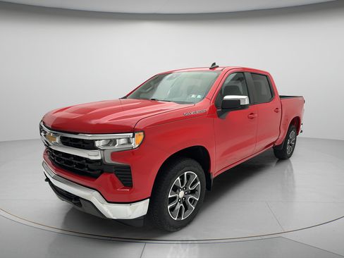 Used 2024 Chevrolet Silverado 1500 LT AWD/4WD image 3