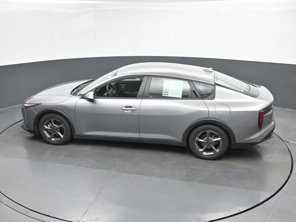 Used 2025 Kia K4 FWD image 35